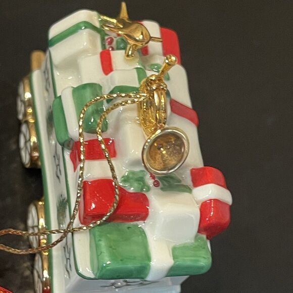 Vintage Spode Christmas Tree 2002 Baggage Car Train Christmas Ornament - Picture 5 of 7